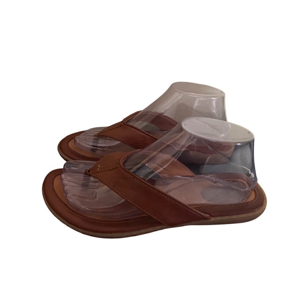 B.O.C ‎ Born Womens Brown Thong Sandals 8M Leather Upper